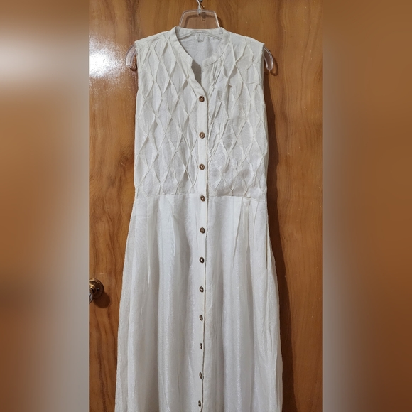 Beautiful long maxi white dress, custom made - Picture 6 of 7